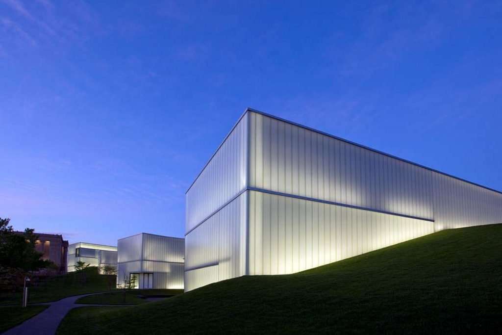 Understanding Architectural Form