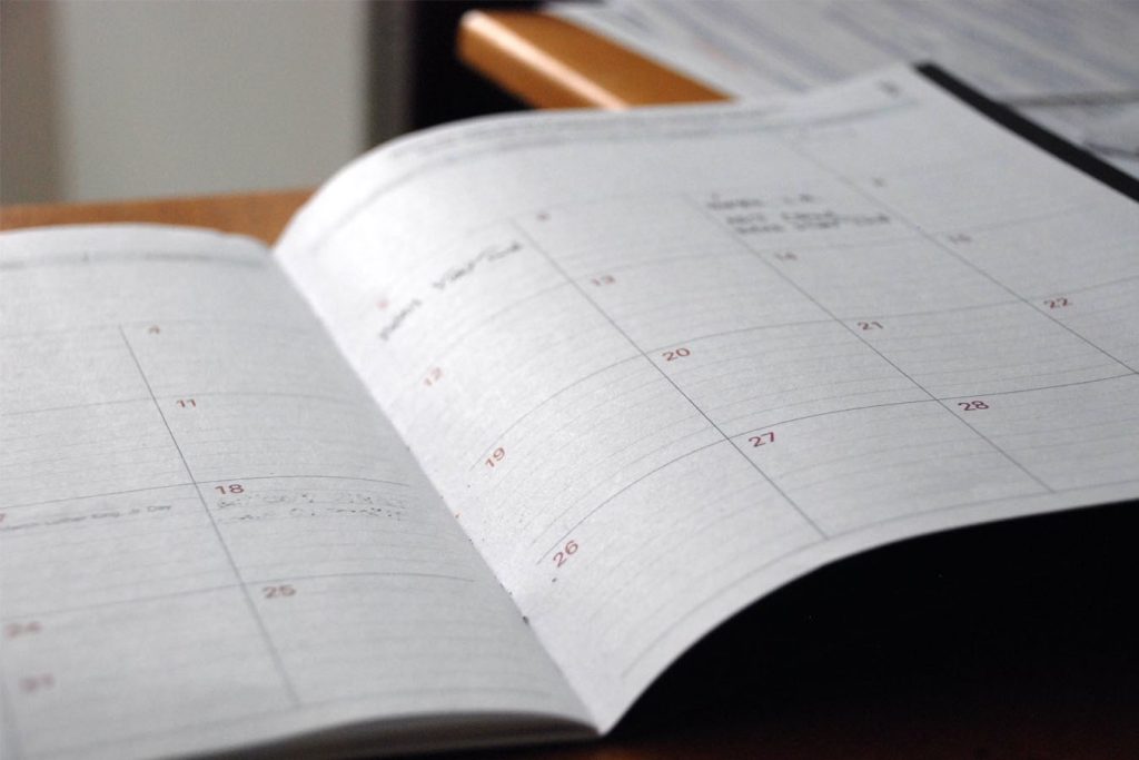 How long does it take to become an architect in the UK?